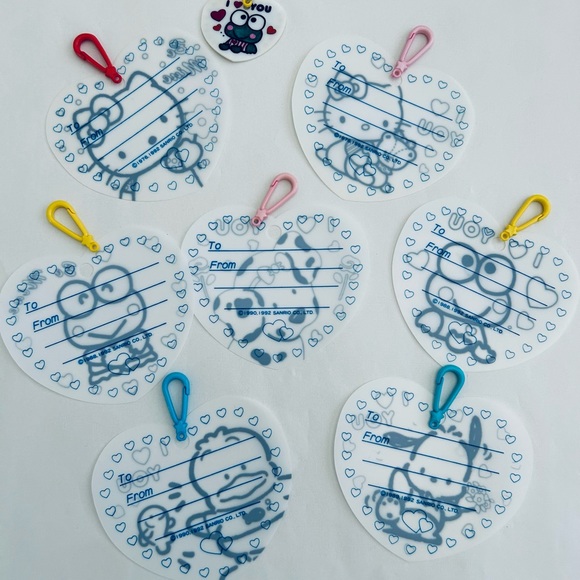 Vintage Sanrio Hello Kitty Shrinky Dinks Name Tag Clips DIY Craft 7 Pc Lot ‘92 - Picture 2 of 13